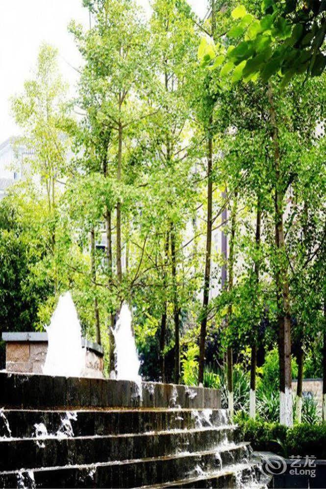 Liuzhou Sanjiangxian Dongxiangguo Hotel Ngoại thất bức ảnh