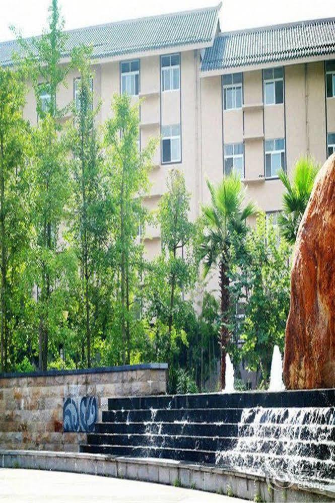 Liuzhou Sanjiangxian Dongxiangguo Hotel Ngoại thất bức ảnh